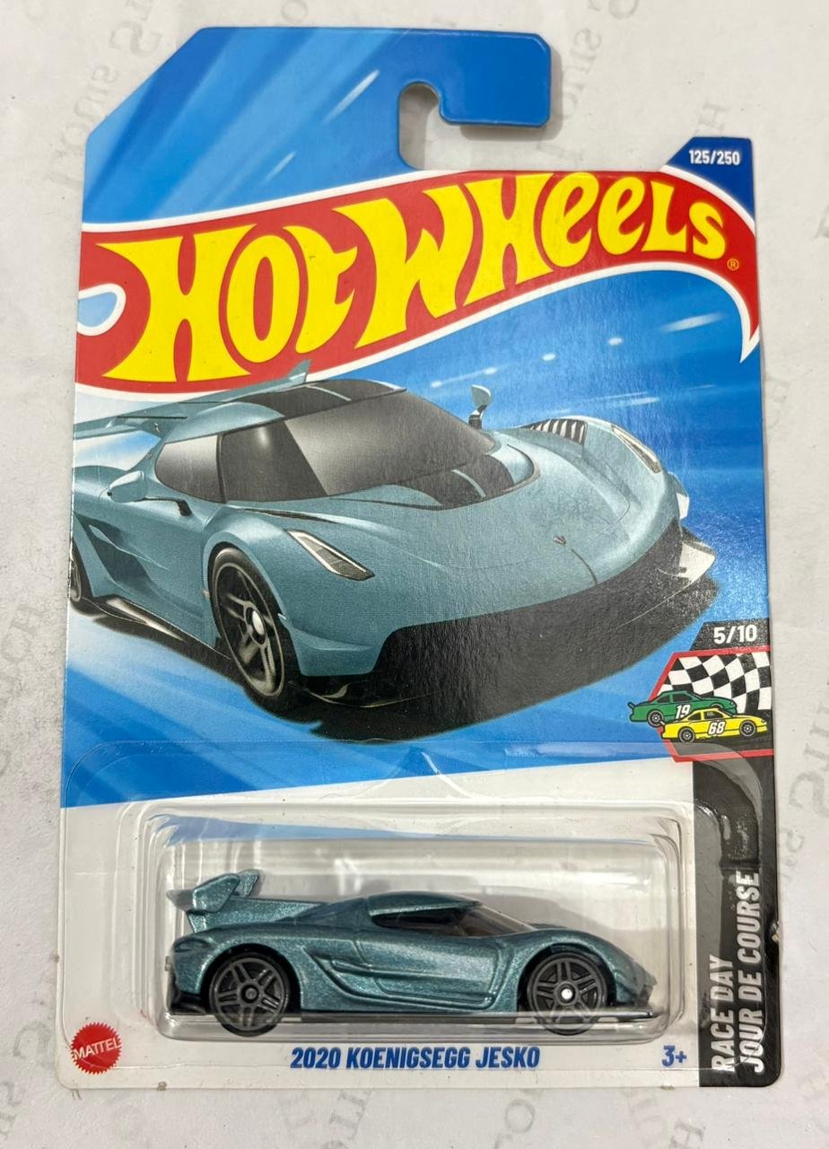 2020-koenigsegg-jesko